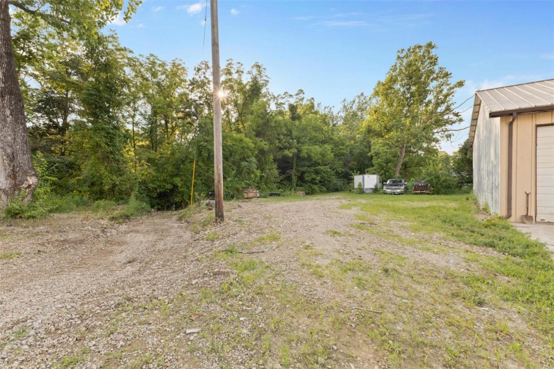 522 Maple Street, Leadington, Missouri 63601, ,Commercial Sale,For Sale,Maple,MAR24040963