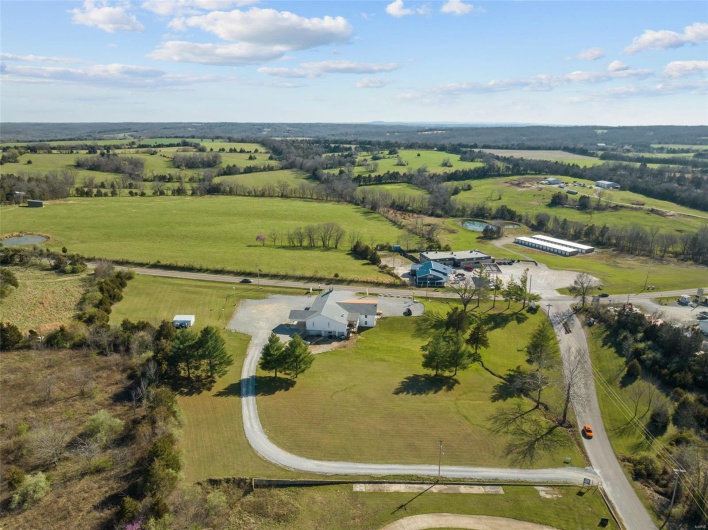 6105 Y Hwy, French Village, Missouri 63036, ,Commercial Sale,For Sale,Y,MAR24021183