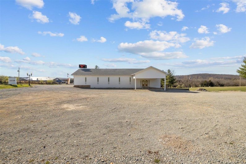 6105 Y Hwy, French Village, Missouri 63036, ,Commercial Sale,For Sale,Y,MAR24021183