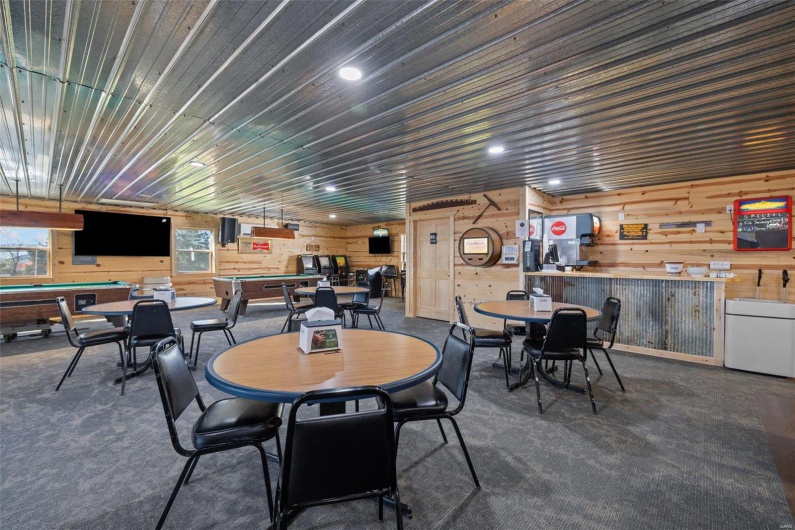 6105 Y Hwy, French Village, Missouri 63036, ,Commercial Sale,For Sale,Y,MAR24021183