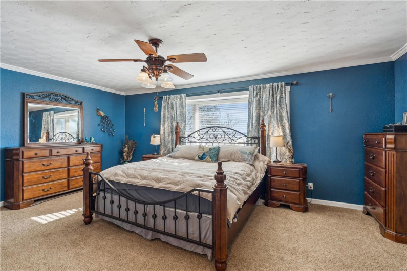 Specious primary bedroom with en suite