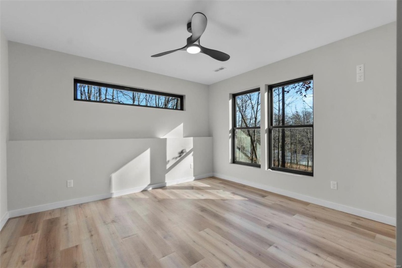 449 Eagle Pointe Circle, Cape Girardeau, Missouri 63701, 4 Bedrooms Bedrooms, 9 Rooms Rooms,3 BathroomsBathrooms,Residential,For Sale,Eagle Pointe,MAR25003268