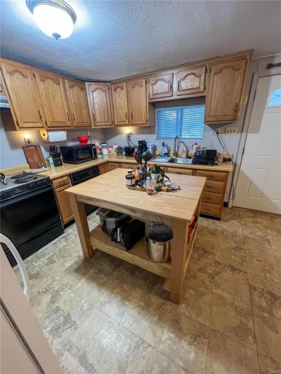 13 Jo Ab Lane, Williamsville, Missouri 63967, 3 Bedrooms Bedrooms, 8 Rooms Rooms,1 BathroomBathrooms,Residential,For Sale,Jo Ab Lane,MAR25003827