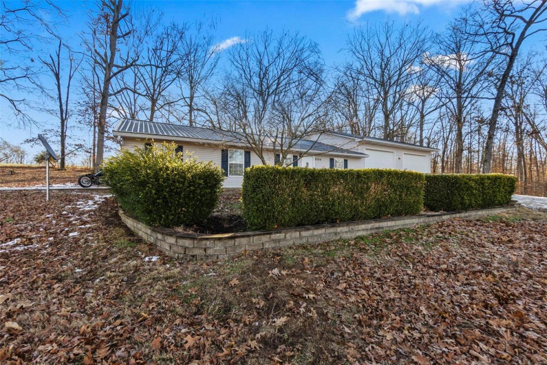 8294 Bobcat Lane, Glen Allen, Missouri 63751, 1 Bedroom Bedrooms, 5 Rooms Rooms,2 BathroomsBathrooms,Residential,For Sale,Bobcat,MAR25003934