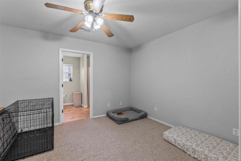 8294 Bobcat Lane, Glen Allen, Missouri 63751, 1 Bedroom Bedrooms, 5 Rooms Rooms,2 BathroomsBathrooms,Residential,For Sale,Bobcat,MAR25003934