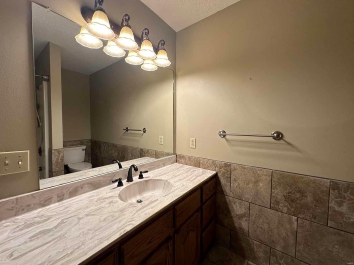 17264 Cedar Hills Drive, Dexter, Missouri 63841, 3 Bedrooms Bedrooms, 10 Rooms Rooms,2 BathroomsBathrooms,Residential,For Sale,Cedar Hills,MAR25003896