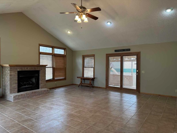 17264 Cedar Hills Drive, Dexter, Missouri 63841, 3 Bedrooms Bedrooms, 10 Rooms Rooms,2 BathroomsBathrooms,Residential,For Sale,Cedar Hills,MAR25003896