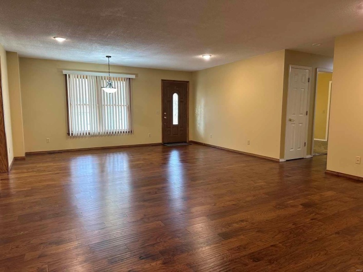 17264 Cedar Hills Drive, Dexter, Missouri 63841, 3 Bedrooms Bedrooms, 10 Rooms Rooms,2 BathroomsBathrooms,Residential,For Sale,Cedar Hills,MAR25003896