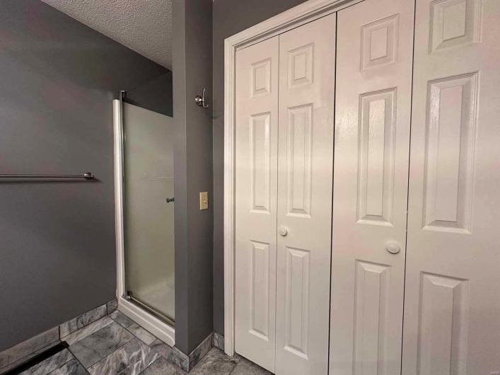 17264 Cedar Hills Drive, Dexter, Missouri 63841, 3 Bedrooms Bedrooms, 10 Rooms Rooms,2 BathroomsBathrooms,Residential,For Sale,Cedar Hills,MAR25003896