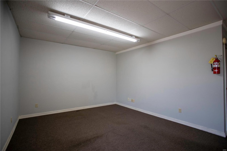 1218 Linn St, Sikeston, Missouri 63801, ,Commercial Sale,For Sale,Linn St,MAR25003895