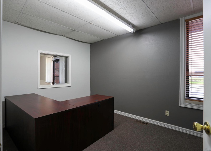 1218 Linn St, Sikeston, Missouri 63801, ,Commercial Sale,For Sale,Linn St,MAR25003895