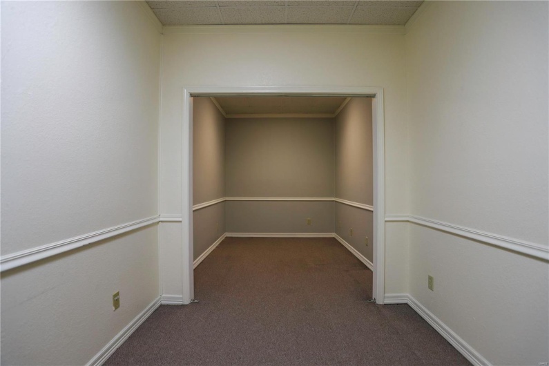 1218 Linn St, Sikeston, Missouri 63801, ,Commercial Sale,For Sale,Linn St,MAR25003895
