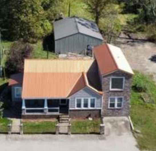 Birds eye view of property