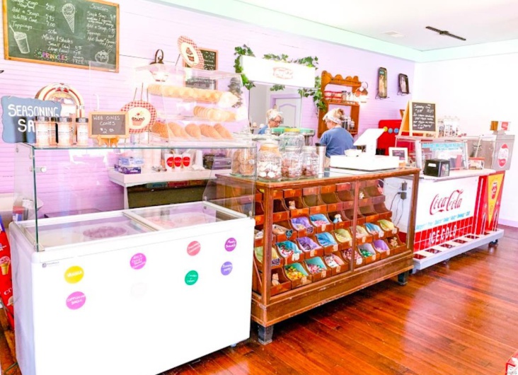 Num Num's Ice Cream and Candy downtown Marquand