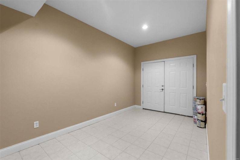 Unfurnished bedroom with a closet