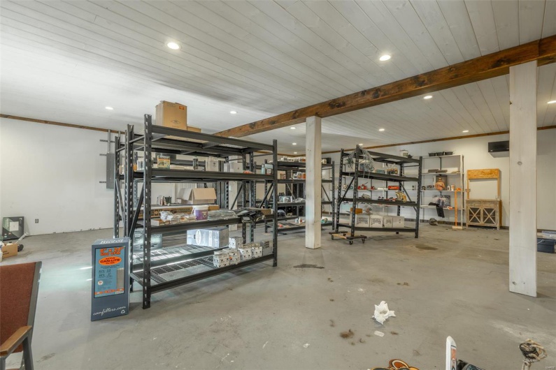 1025 Westwood Boulevard, Poplar Bluff, Missouri 63901, ,Commercial Sale,For Sale,Westwood,MAR25004366