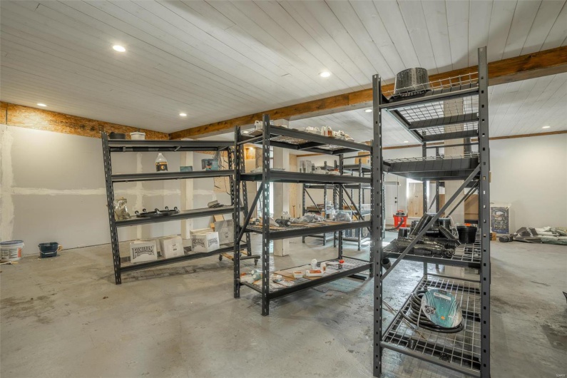 1025 Westwood Boulevard, Poplar Bluff, Missouri 63901, ,Commercial Sale,For Sale,Westwood,MAR25004366