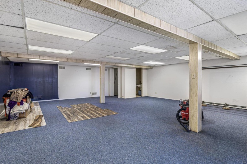 1421 Main, Park Hills, Missouri 63601, ,Commercial Sale,For Sale,Main,MAR25004483