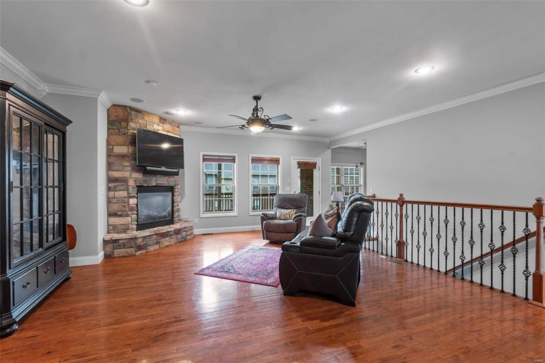 2206 Derbyshire Lane, Cape Girardeau, Missouri 63701, 6 Bedrooms Bedrooms, 10 Rooms Rooms,3 BathroomsBathrooms,Residential,For Sale,Derbyshire,MAR24043116