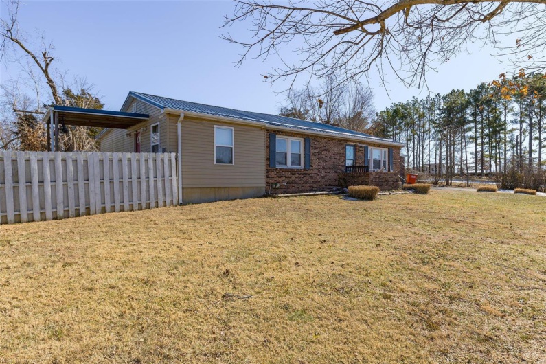 4700 Turley Mill Rd, Farmington, Missouri 63640, 3 Bedrooms Bedrooms, 5 Rooms Rooms,3 BathroomsBathrooms,Residential,For Sale,Turley Mill Rd,MAR25003536