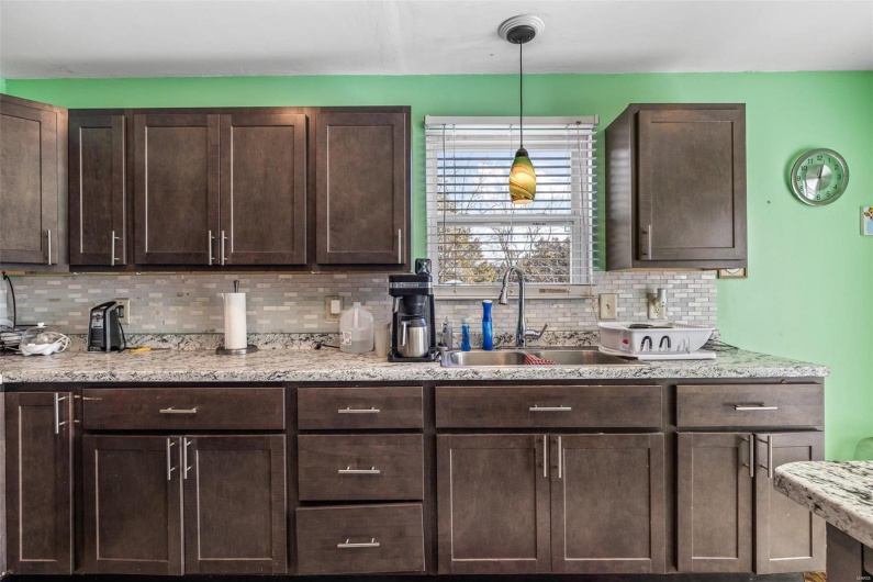 4700 Turley Mill Rd, Farmington, Missouri 63640, 3 Bedrooms Bedrooms, 5 Rooms Rooms,3 BathroomsBathrooms,Residential,For Sale,Turley Mill Rd,MAR25003536