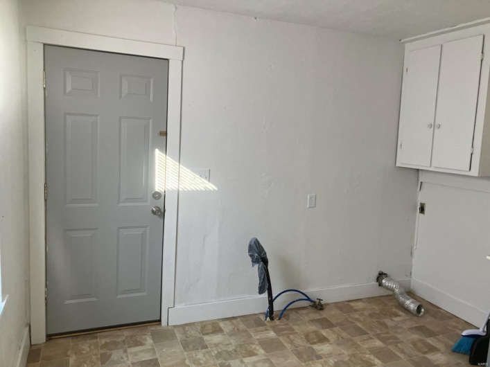 17334 County Road 102, Campbell, Missouri 63933, 3 Bedrooms Bedrooms, 7 Rooms Rooms,1 BathroomBathrooms,Residential,For Sale,County Road 102,MAR25004910