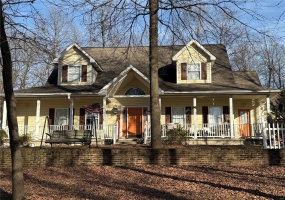 10 cherokee ridge, Sikeston, Missouri 63801, 5 Bedrooms Bedrooms, 13 Rooms Rooms,4 BathroomsBathrooms,Residential,For Sale,cherokee ridge,MAR25005022