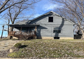 547 Pacific Street, Cape Girardeau, Missouri 63703, 3 Bedrooms Bedrooms, 12 Rooms Rooms,2 BathroomsBathrooms,Residential,For Sale,Pacific,MAR25004939
