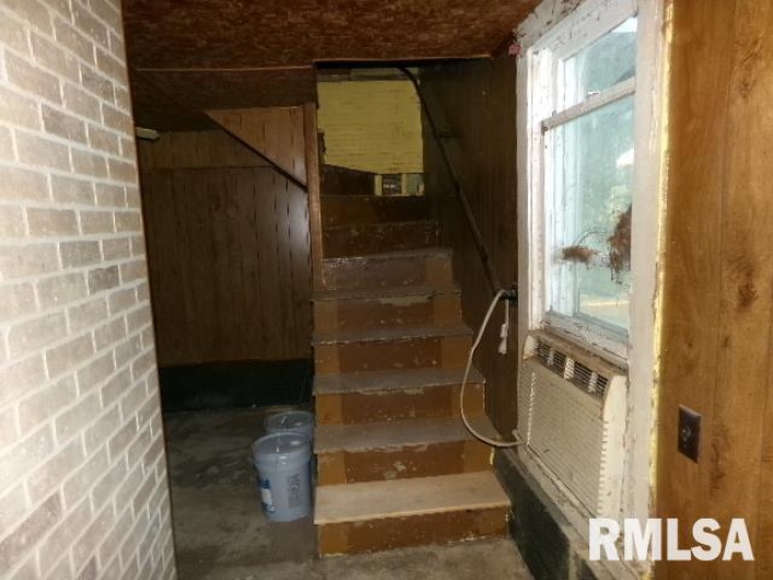 318 WILLIAMS Street, Rosiclare, Illinois 62982, 4 Bedrooms Bedrooms, 0 ,2 BathroomsBathrooms,Residential,For Sale,WILLIAMS,0,RMAEB454960