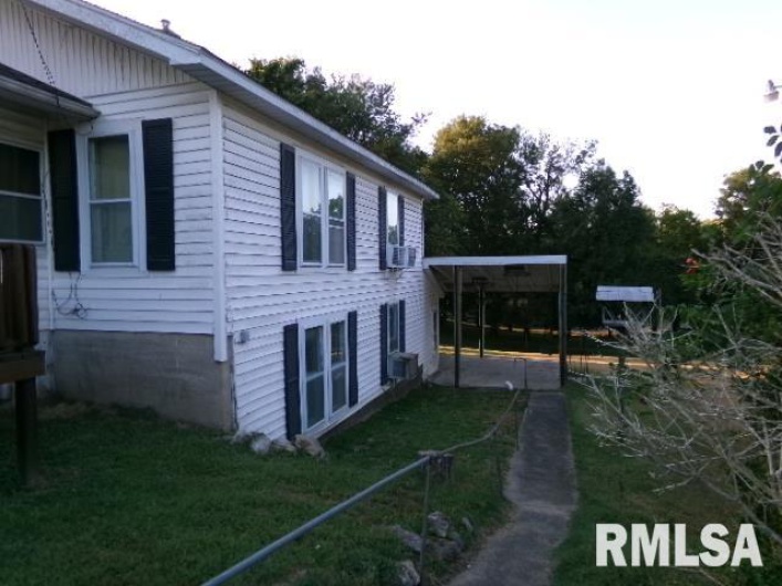 318 WILLIAMS Street, Rosiclare, Illinois 62982, 4 Bedrooms Bedrooms, 0 ,2 BathroomsBathrooms,Residential,For Sale,WILLIAMS,0,RMAEB454960