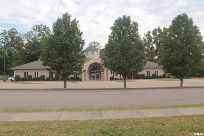 1401 FINANCIAL Drive, Carbondale, Illinois 62901, 0 , 0 ,0,Commercial Sale,For Sale,FINANCIAL,0,RMAEB454950