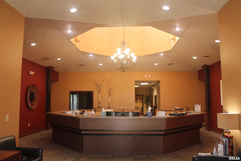 1401 FINANCIAL Drive, Carbondale, Illinois 62901, 0 , 0 ,0,Commercial Sale,For Sale,FINANCIAL,0,RMAEB454950