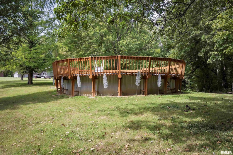 2372 LOGAN Street, Murphysboro, Illinois 62966, 4 Bedrooms Bedrooms, 0 ,3 BathroomsBathrooms,Residential,For Sale,LOGAN,0,RMAEB455163