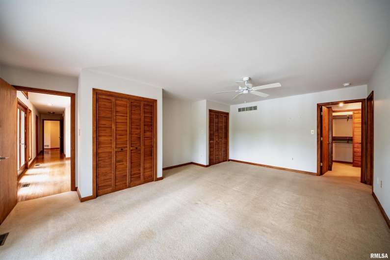 103 Loblolly Lane, Carbondale, Illinois 62902, 3 Bedrooms Bedrooms, 0 ,3 BathroomsBathrooms,Residential,For Sale,Loblolly,0,RMAQC4256173