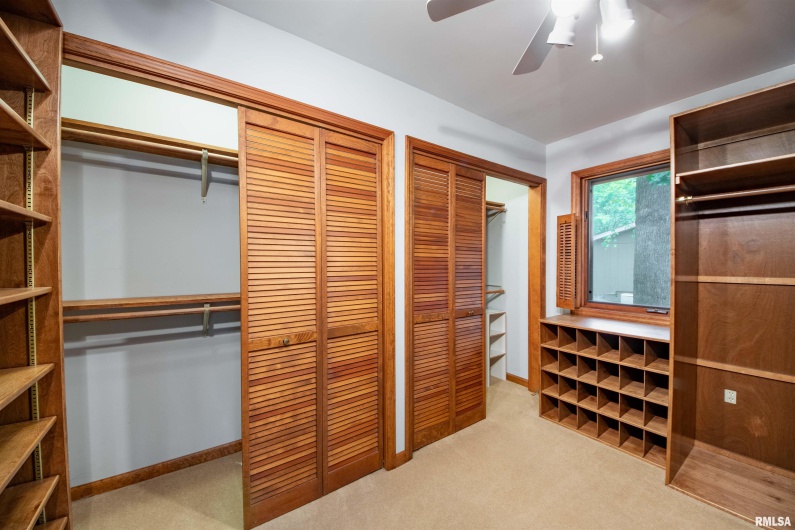 103 Loblolly Lane, Carbondale, Illinois 62902, 3 Bedrooms Bedrooms, 0 ,3 BathroomsBathrooms,Residential,For Sale,Loblolly,0,RMAQC4256173