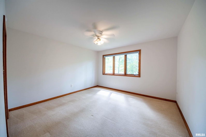 103 Loblolly Lane, Carbondale, Illinois 62902, 3 Bedrooms Bedrooms, 0 ,3 BathroomsBathrooms,Residential,For Sale,Loblolly,0,RMAQC4256173