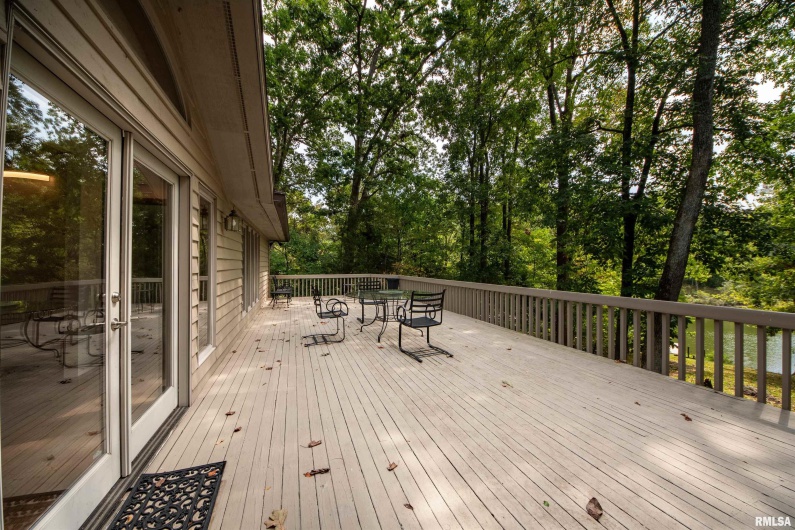 103 Loblolly Lane, Carbondale, Illinois 62902, 3 Bedrooms Bedrooms, 0 ,3 BathroomsBathrooms,Residential,For Sale,Loblolly,0,RMAQC4256173