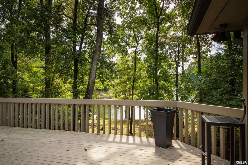 103 Loblolly Lane, Carbondale, Illinois 62902, 3 Bedrooms Bedrooms, 0 ,3 BathroomsBathrooms,Residential,For Sale,Loblolly,0,RMAQC4256173