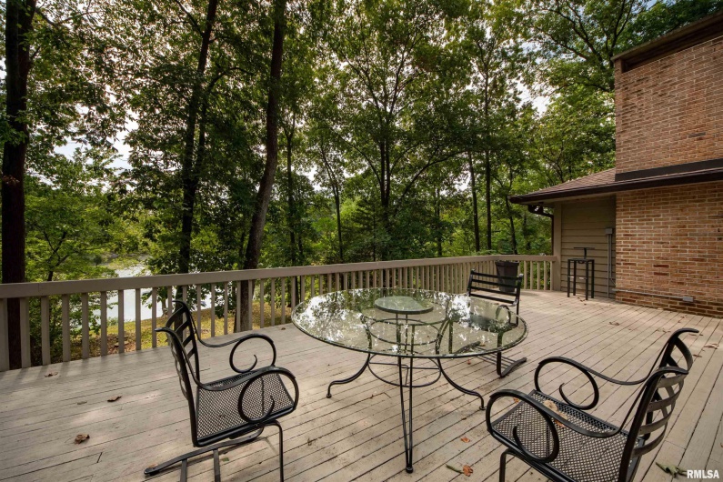 103 Loblolly Lane, Carbondale, Illinois 62902, 3 Bedrooms Bedrooms, 0 ,3 BathroomsBathrooms,Residential,For Sale,Loblolly,0,RMAQC4256173