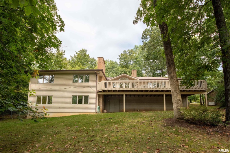 103 Loblolly Lane, Carbondale, Illinois 62902, 3 Bedrooms Bedrooms, 0 ,3 BathroomsBathrooms,Residential,For Sale,Loblolly,0,RMAQC4256173