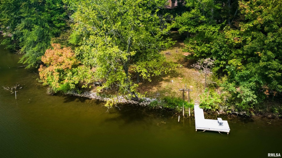 103 Loblolly Lane, Carbondale, Illinois 62902, 3 Bedrooms Bedrooms, 0 ,3 BathroomsBathrooms,Residential,For Sale,Loblolly,0,RMAQC4256173