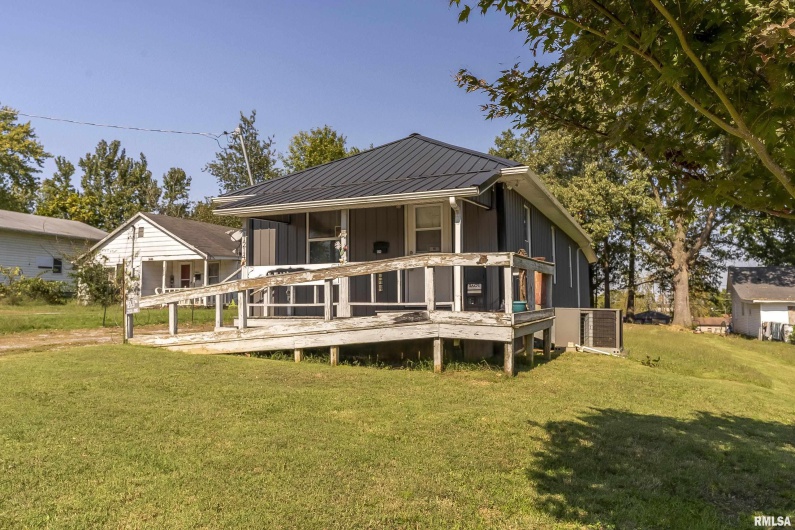 1214 SLOAN Street, Harrisburg, Illinois 62946, 0 , 0 ,0,Commercial Sale,For Sale,SLOAN,0,RMAEB455395