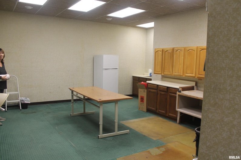1235 CEDAR Court, Carbondale, Illinois 62901, 0 , 0 ,0,Commercial Sale,For Sale,CEDAR,0,RMAEB455492