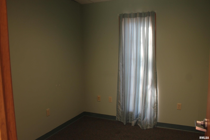 1235 CEDAR Court, Carbondale, Illinois 62901, 0 , 0 ,0,Commercial Sale,For Sale,CEDAR,0,RMAEB455492