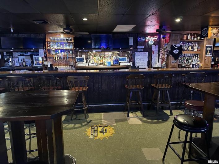 101 MONROE Street, Carbondale, Illinois 62901, 0 , 0 ,0,Commercial Sale,For Sale,MONROE,0,RMAEB455473
