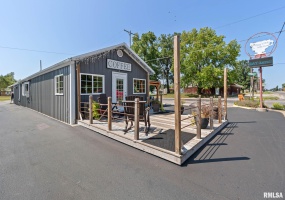 100 UNION Avenue, Dowell, Illinois 62927, 0 , 0 ,0,Commercial Sale,For Sale,UNION,0,RMAQC4257801