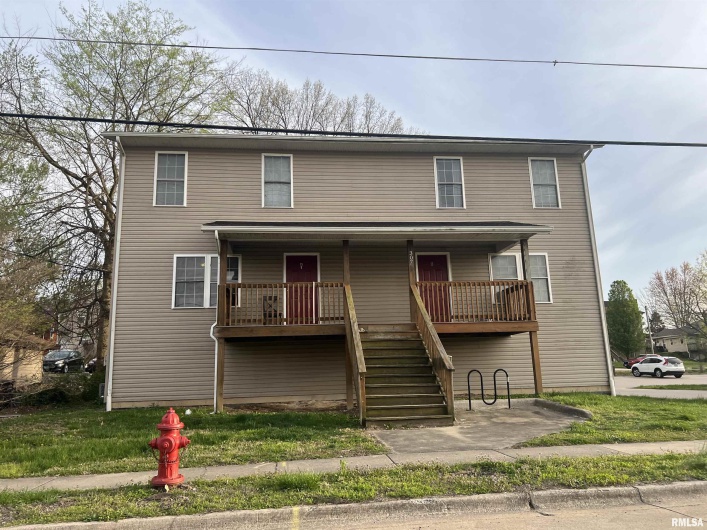 305 & 307 MILL Street, Carbondale, Illinois 62901, 0 , 0 ,0,Residential Income,For Sale,MILL,0,RMAEB455647