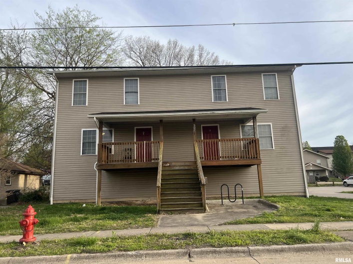 305 & 307 MILL Street, Carbondale, Illinois 62901, 0 , 0 ,0,Residential Income,For Sale,MILL,0,RMAEB455647