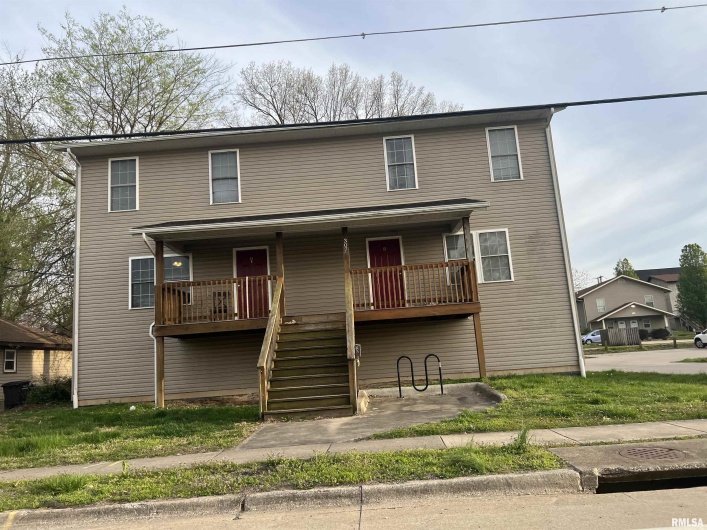 305 & 307 MILL Street, Carbondale, Illinois 62901, 0 , 0 ,0,Residential Income,For Sale,MILL,0,RMAEB455647