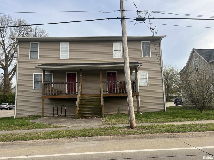 305 & 307 MILL Street, Carbondale, Illinois 62901, 0 , 0 ,0,Residential Income,For Sale,MILL,0,RMAEB455647